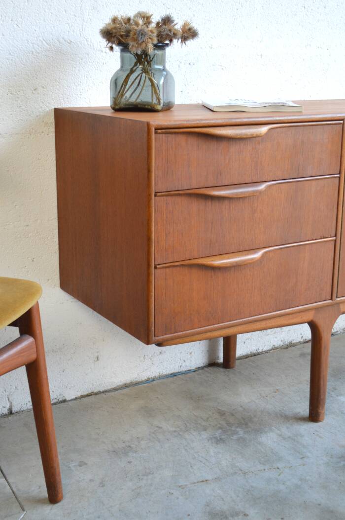Enfilade by McIntosh – Dunvegan * 201.5 cm