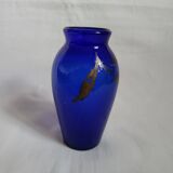 Vase en verre bleu