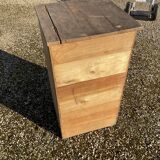 Storage cabinet