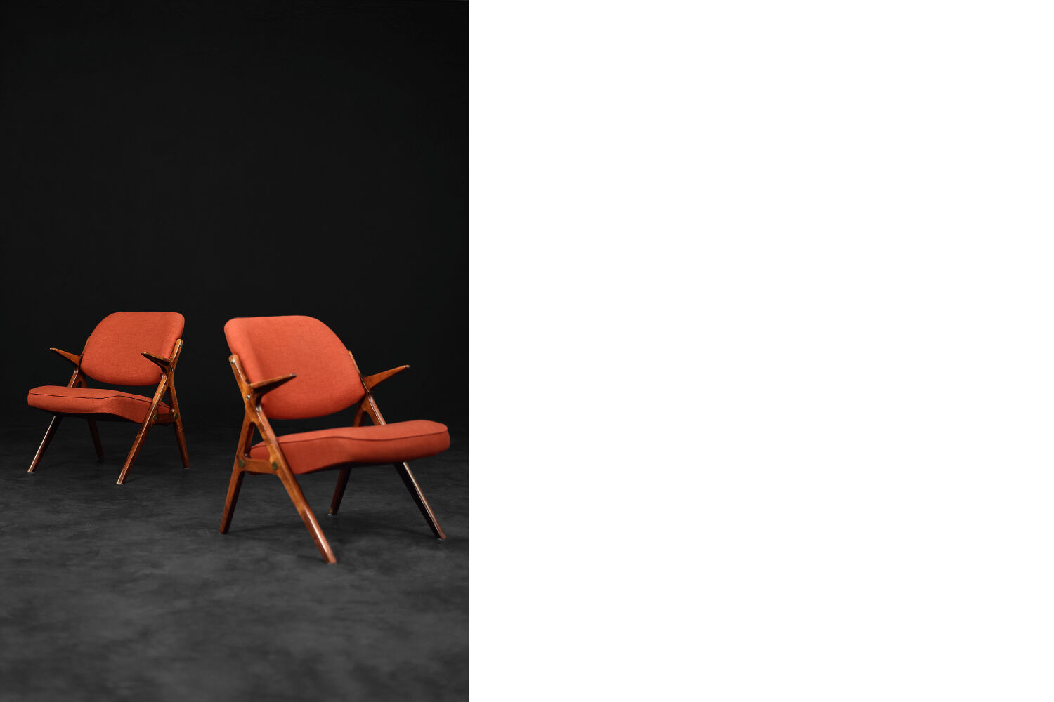 Fauteuils vintage scandinaves en chêne et tissu cramoisi Nya Flugan de Bröderna Anderssons