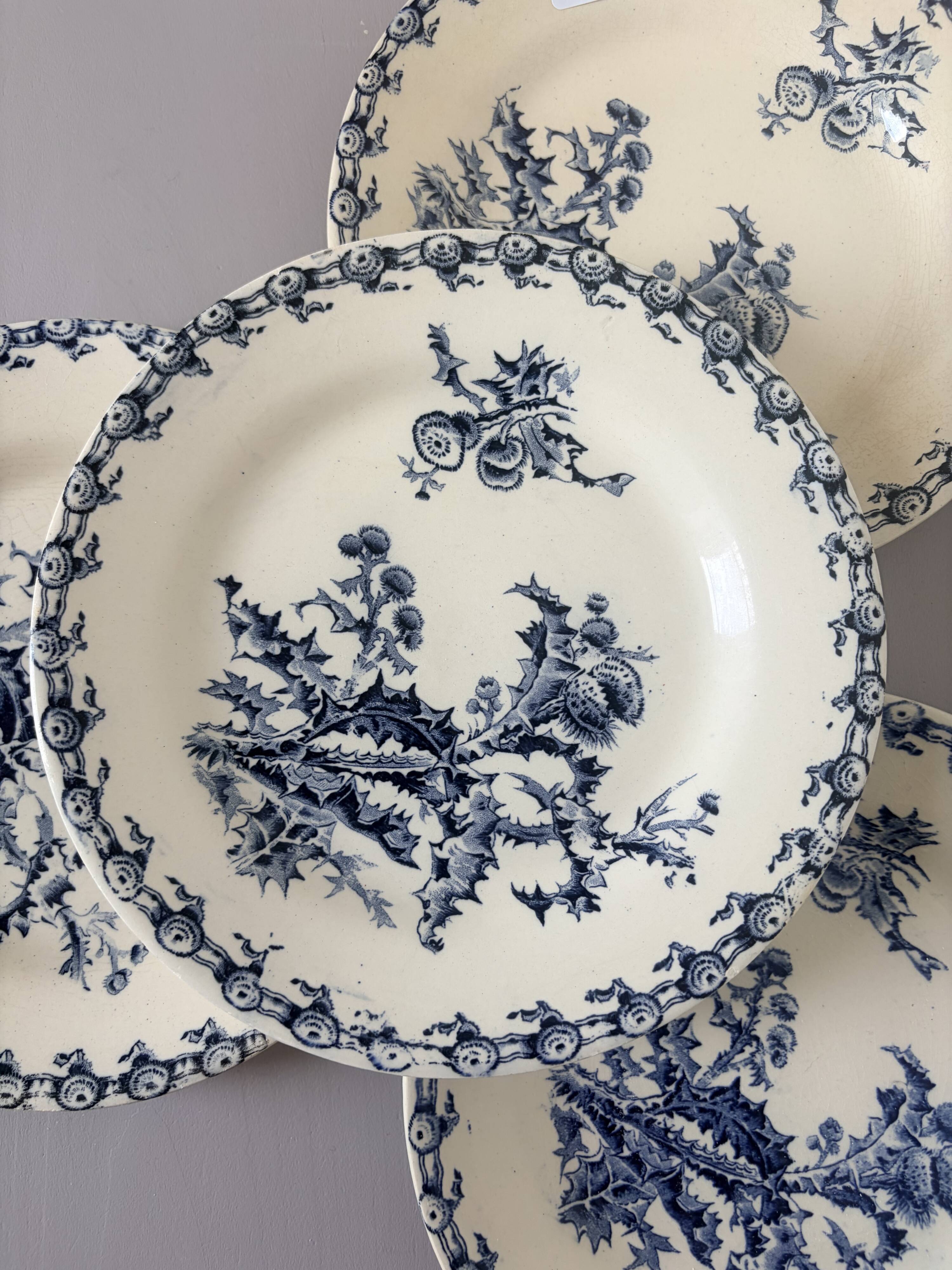4 assiettes plates Gien Chardons 260332