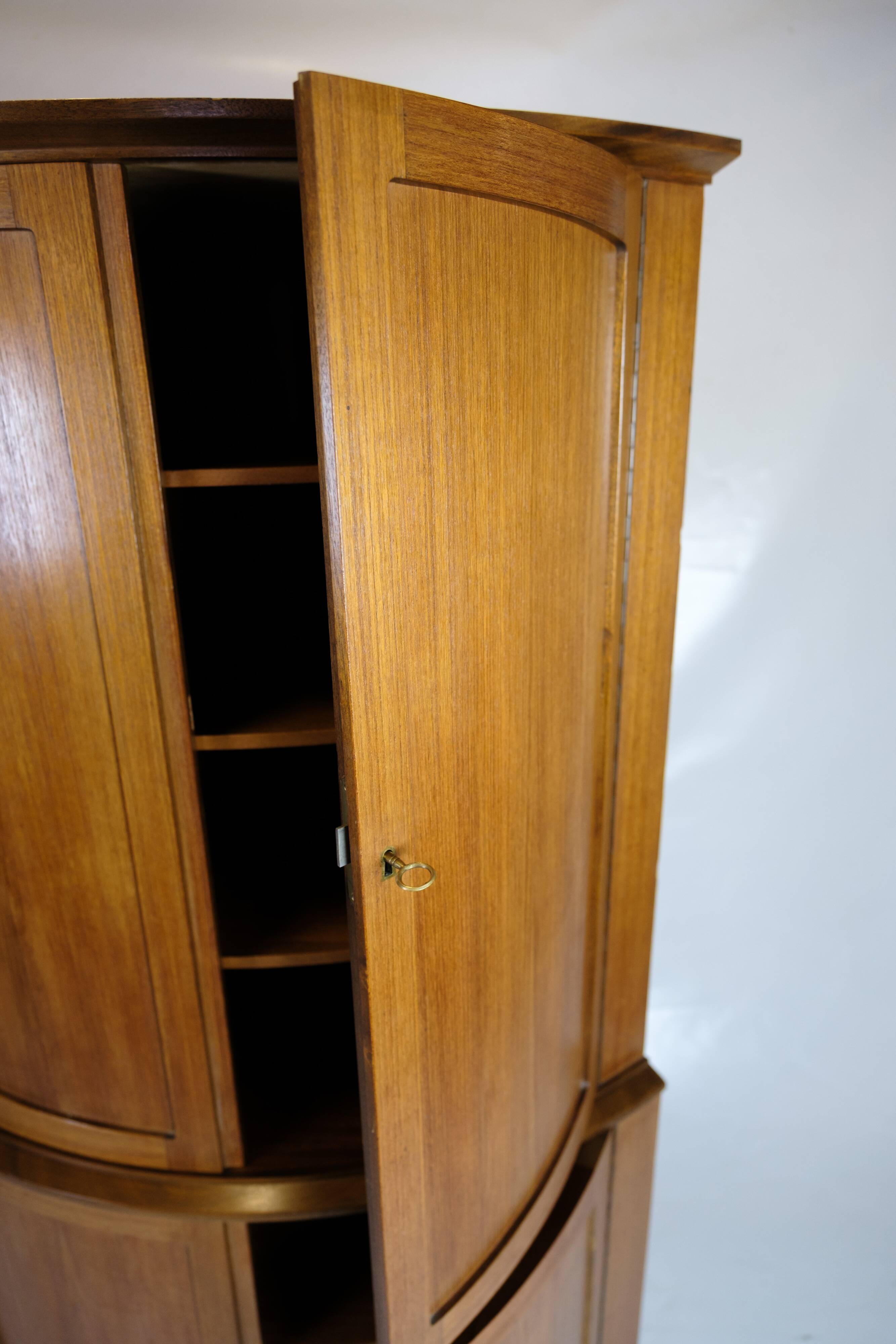 Corner cabinet - Teak - Danish design - Peterson Midtjydsk Møbelfabrik - 1960s