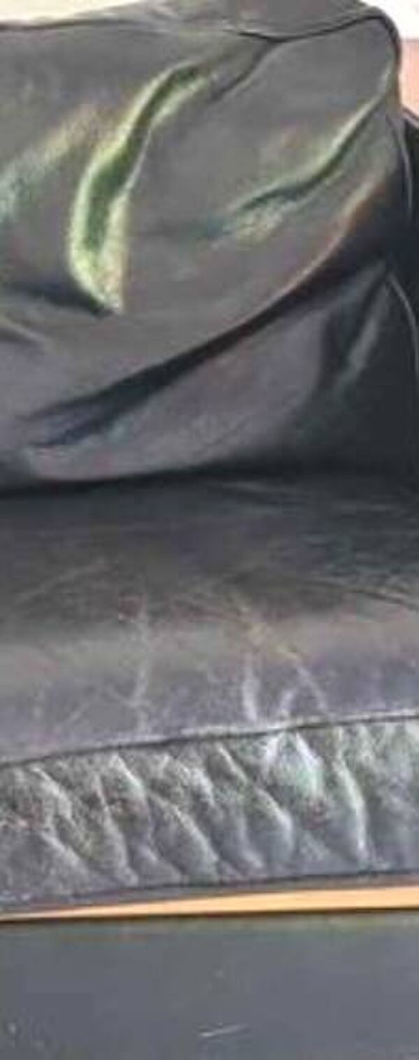 Canapé scandinave vontage en cuir noir