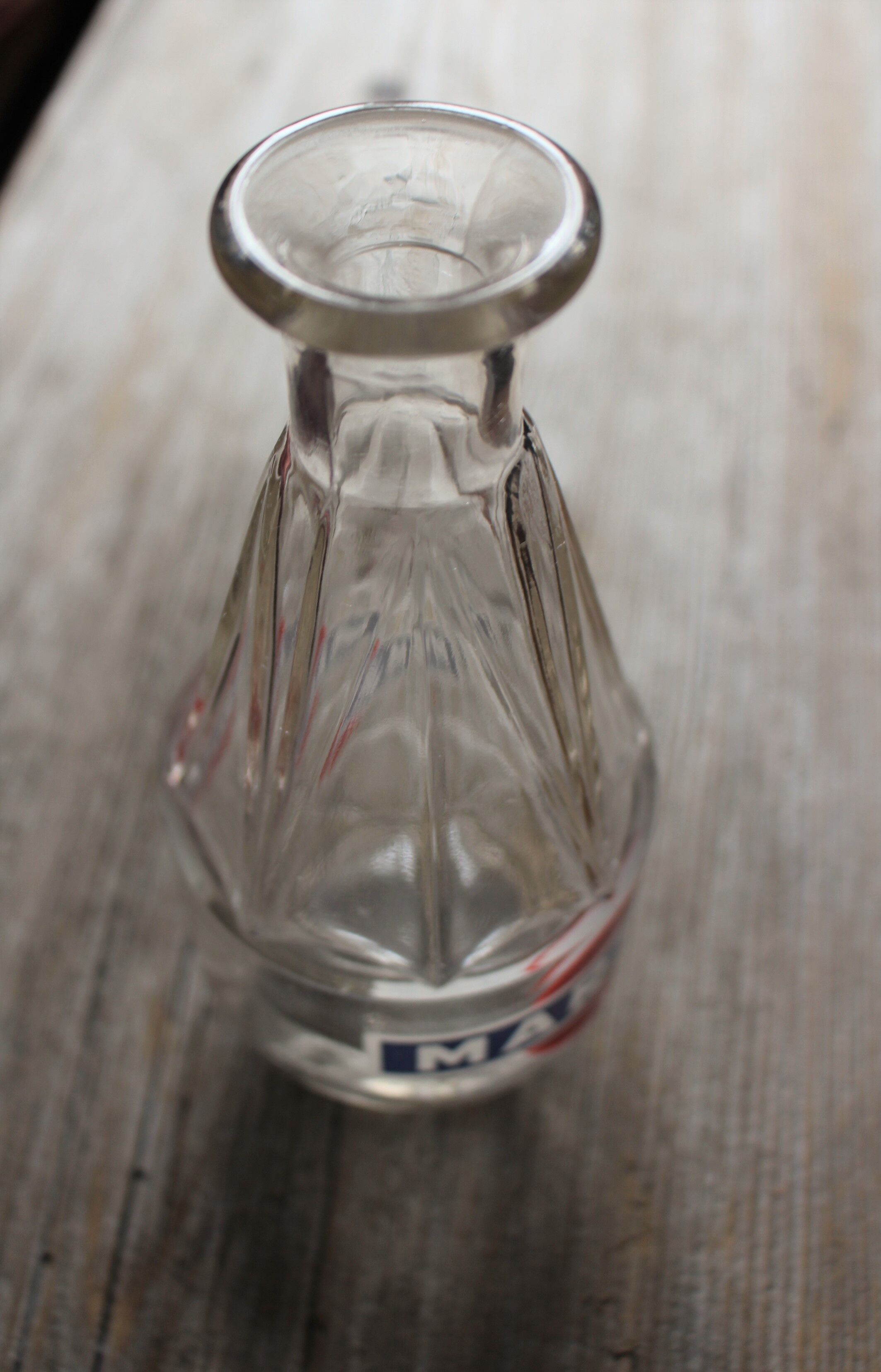 Pichet glass transparent glass vintage pub martini