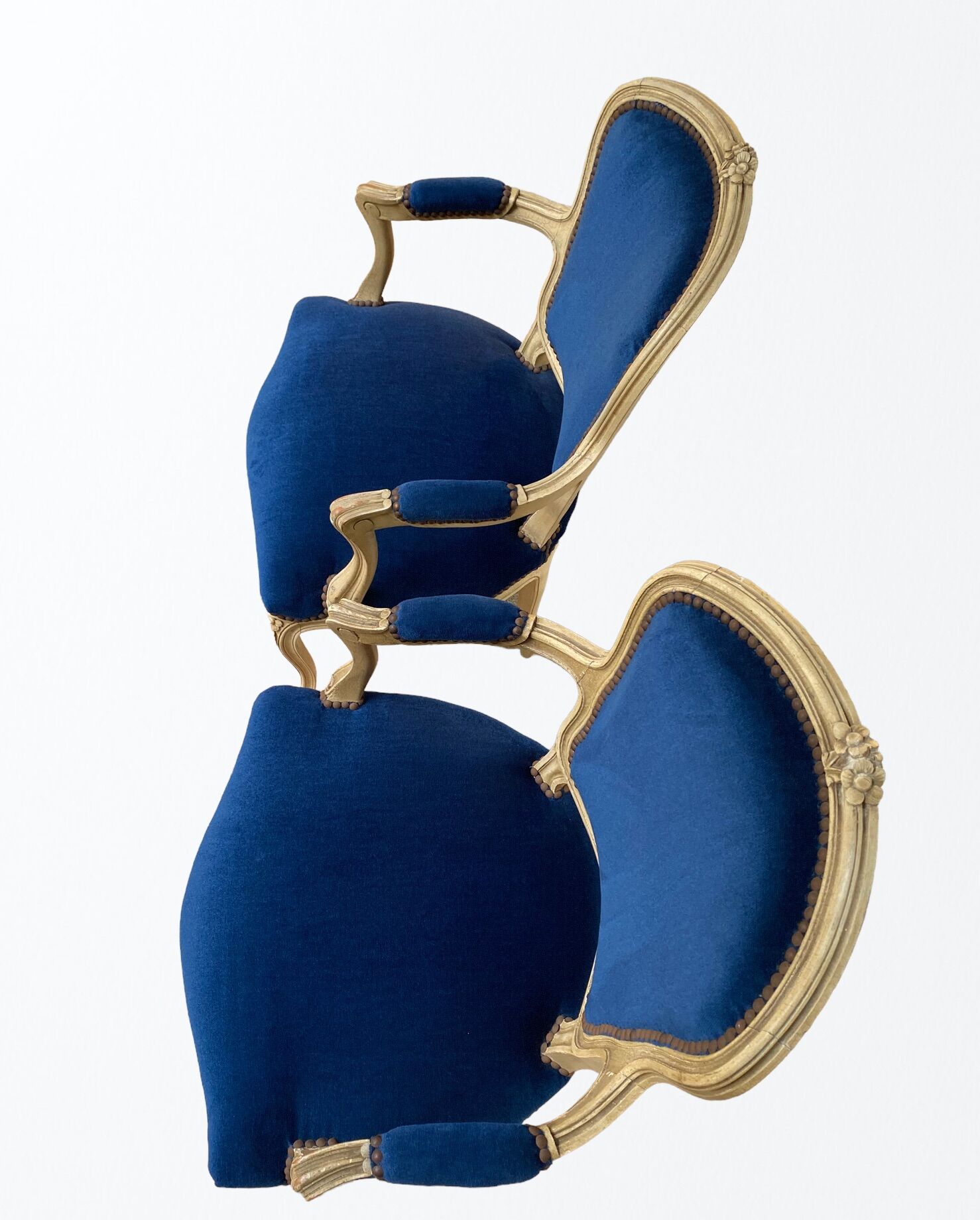 pair of Louis XV style armchairs in blue velvet