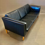 Sofa 3 places black leather Scandinavian design