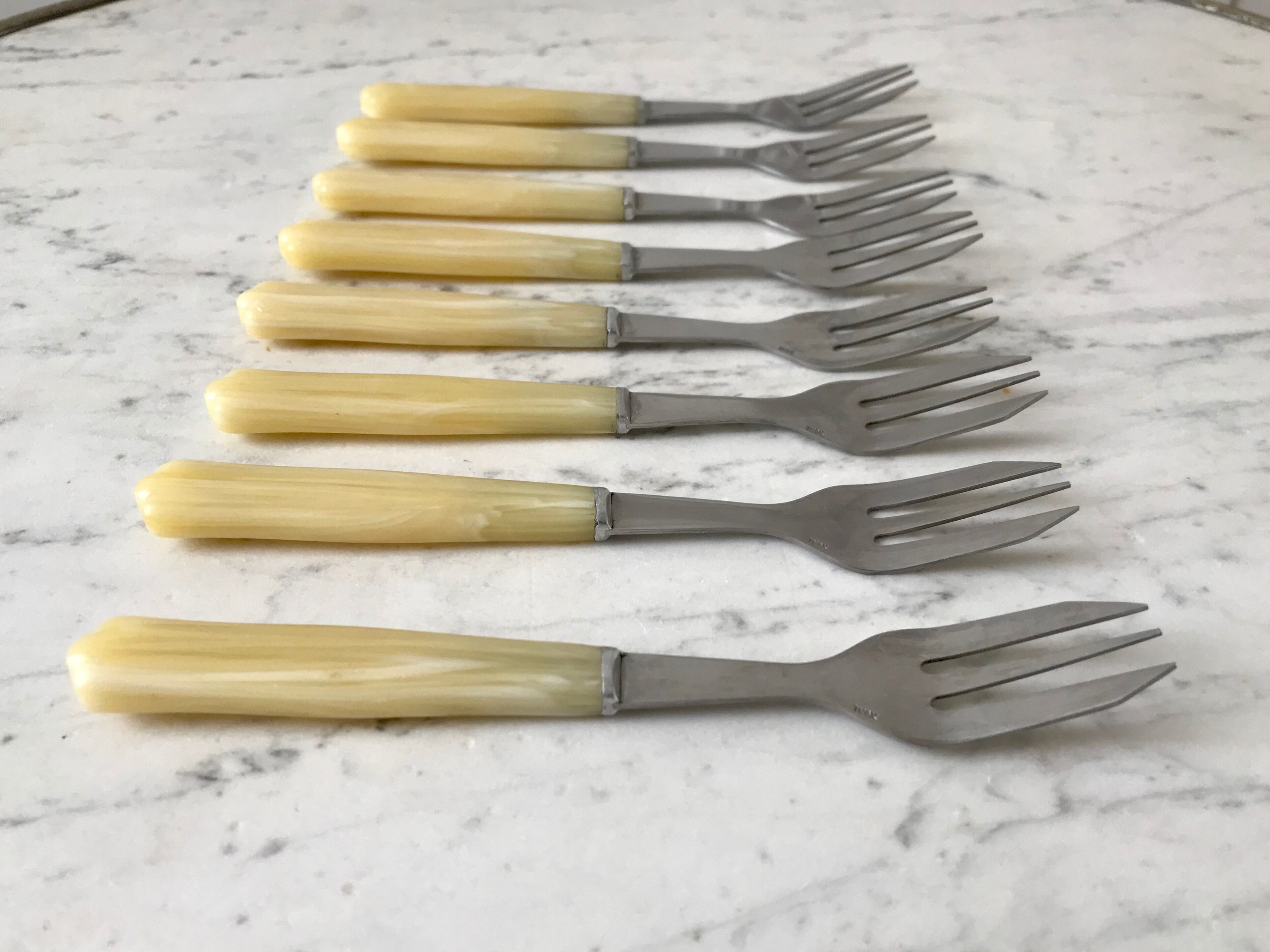 Set of 8 forks with horn dessert 60s