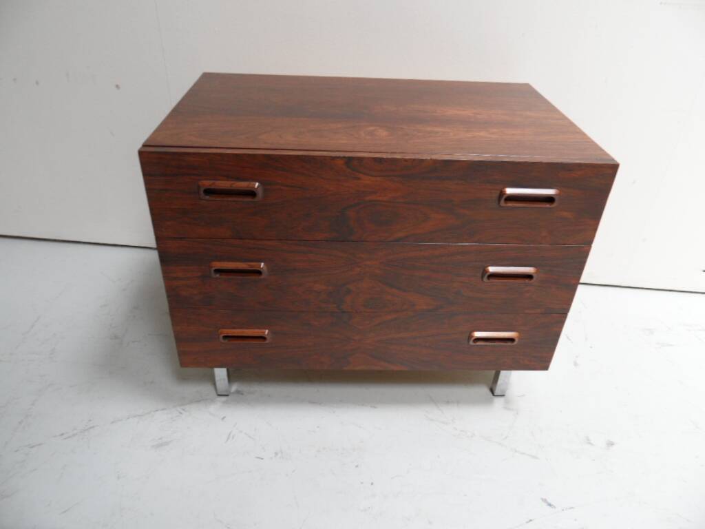 Mid Century chest of drawers