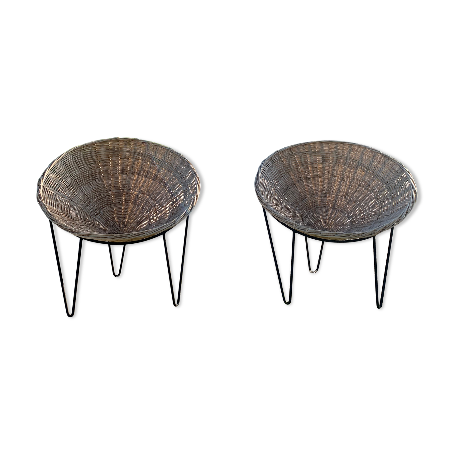 Pair of wicker "baskets" chairs