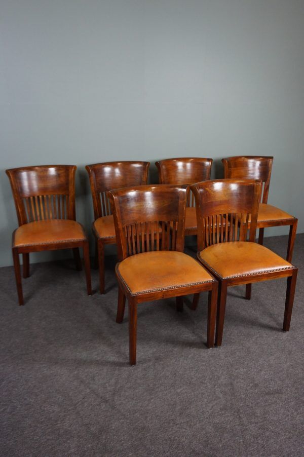 Set of 6 leather dining chairs