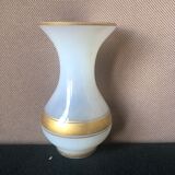 Vase en opaline