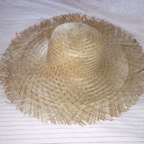 Braided straw capeline hat