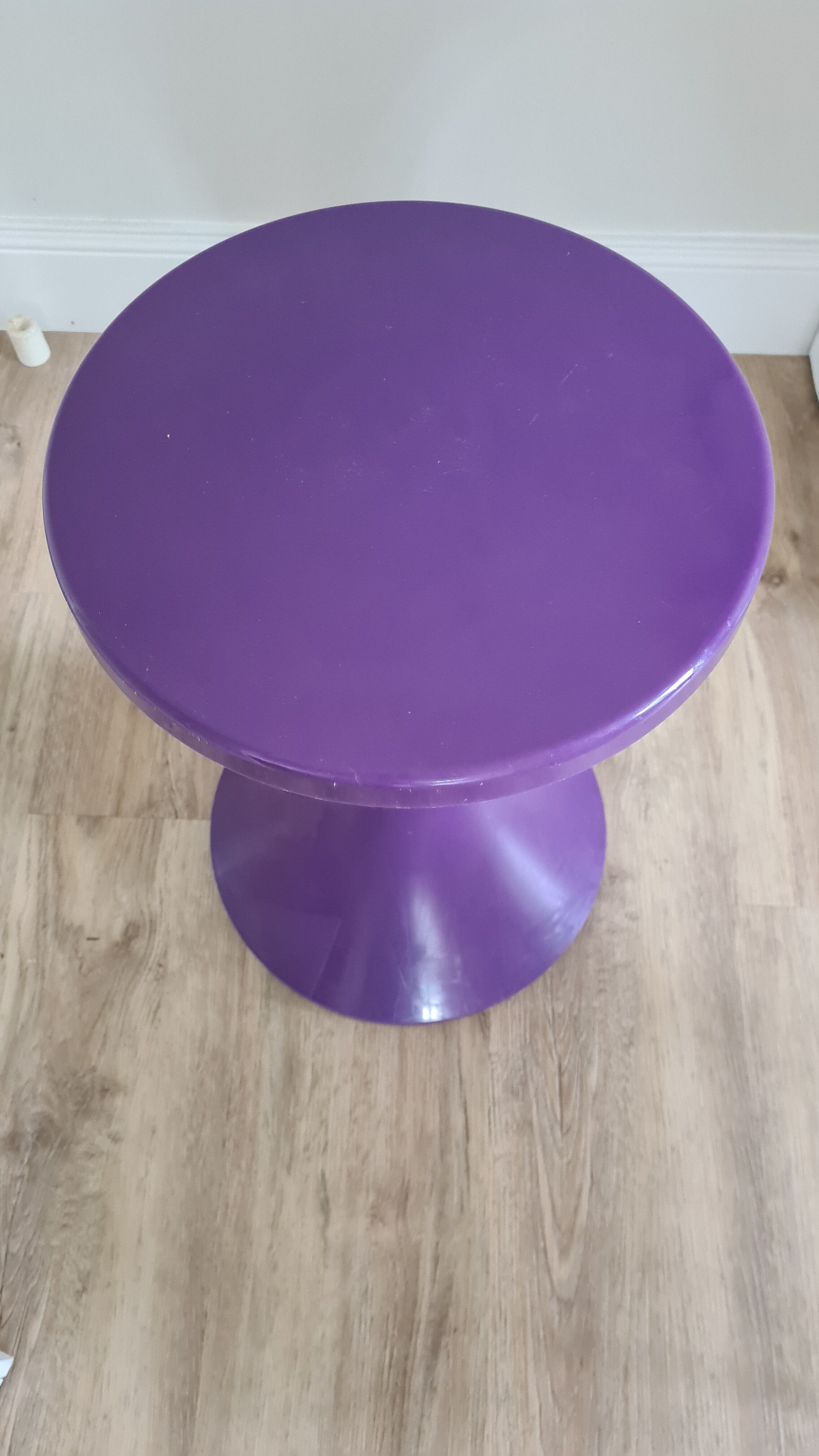 Old Tam Tam Stamp Purple / Vintage Stool
