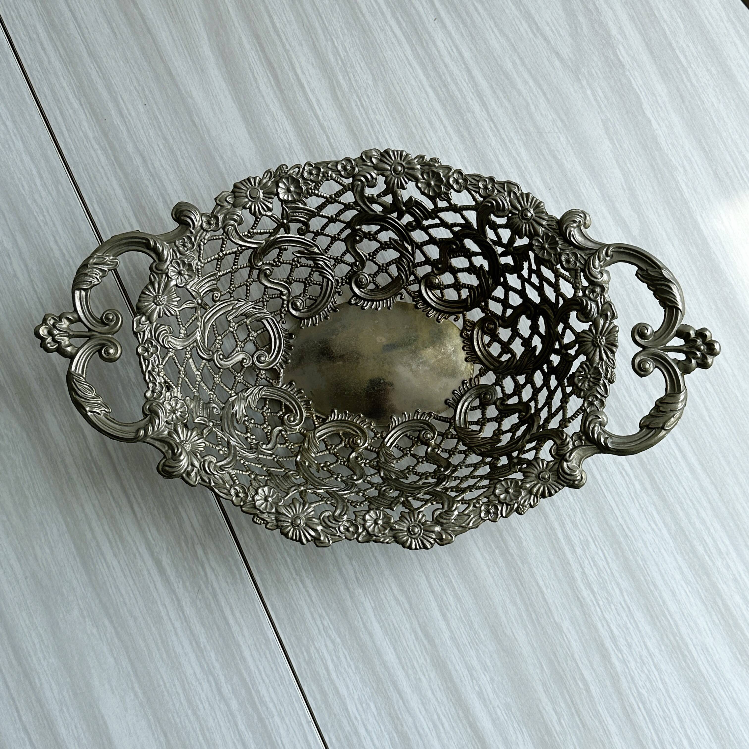 Metal presentation basket, vintage bread basket.