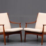 Danish furniture architect. armchair with a teak, rye and seat cushion structure