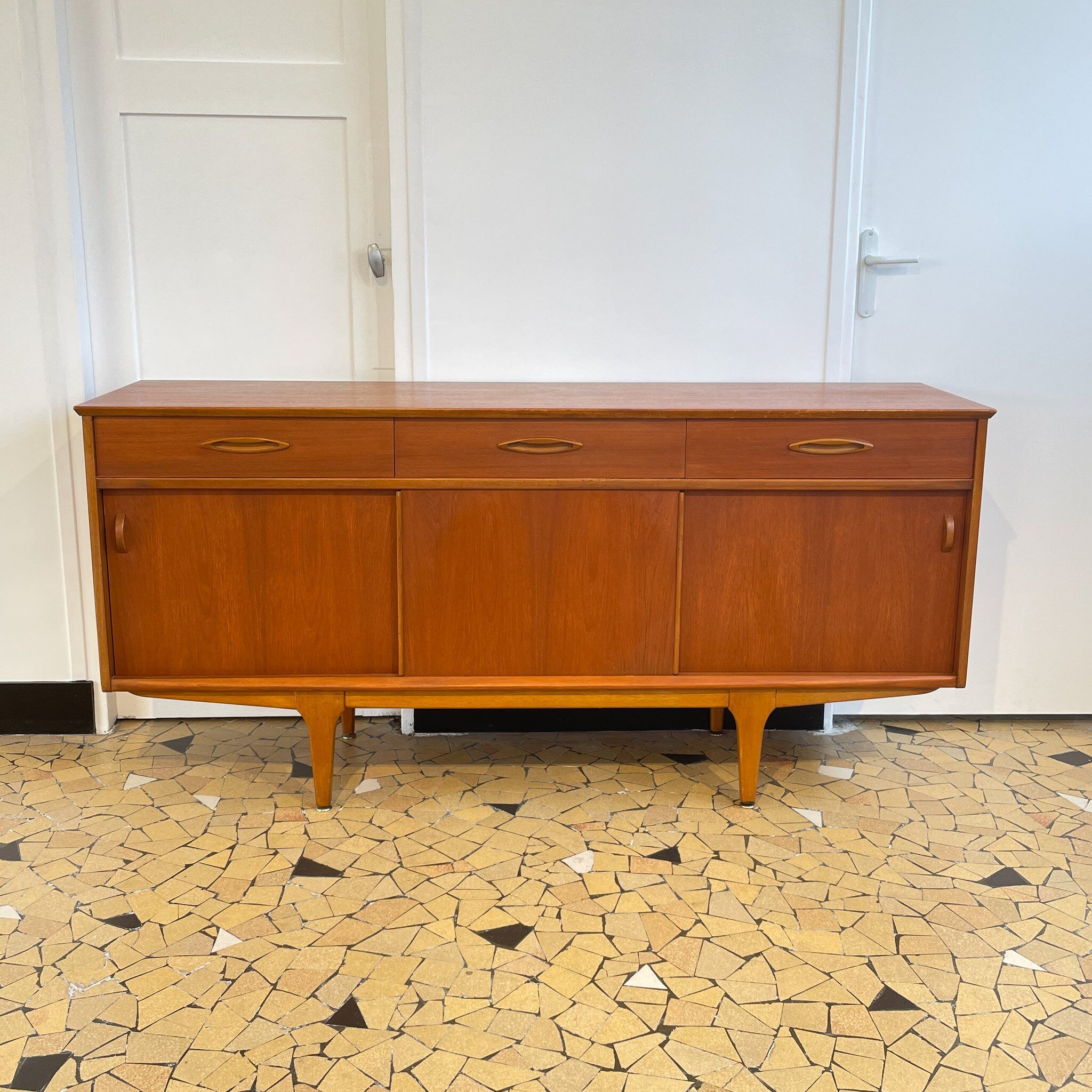 Sliding Jentic Enfilade 168cm