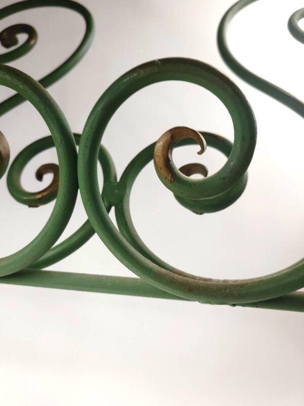 Porte-revues vintage en fer forgé plein soudé – volutes artisanales –