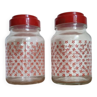 2 glass condiment jars