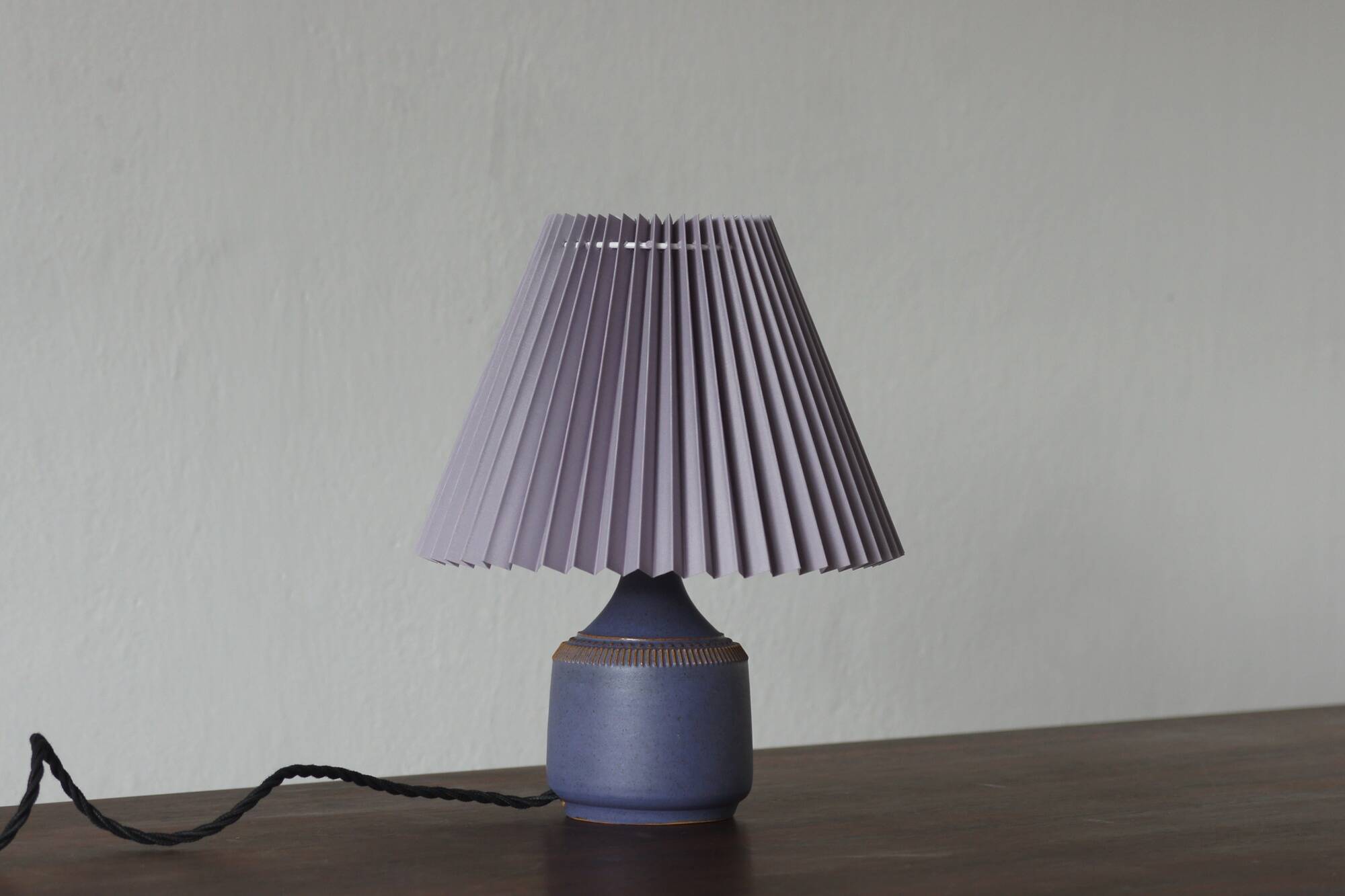 Lampe de table en grès de Klase Höganäs, Suède, années 1960.