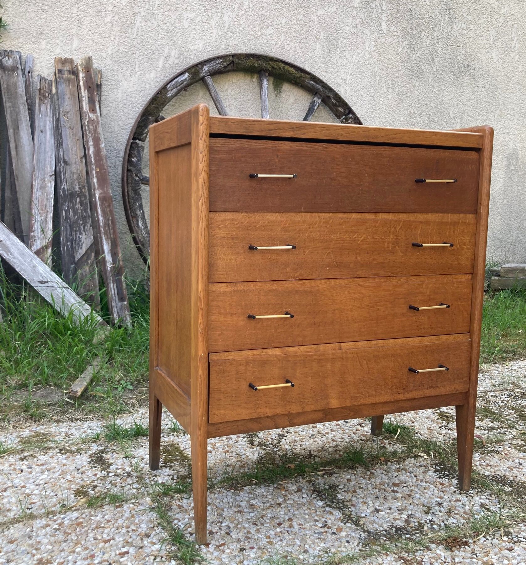 Vintage dresser compass feet