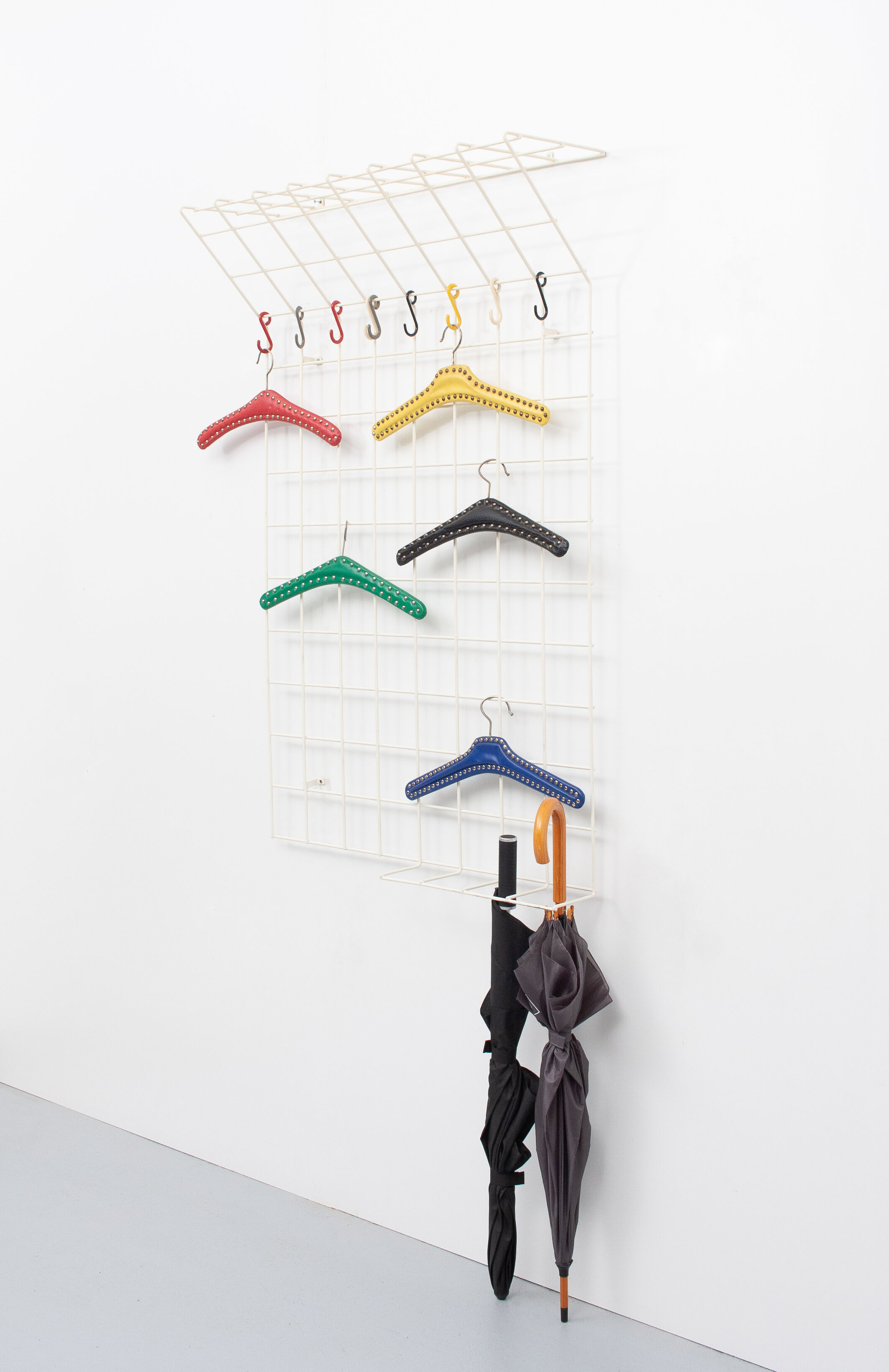 Porte-manteau suspendu Karl Fichtel, Allemagne, années 1950