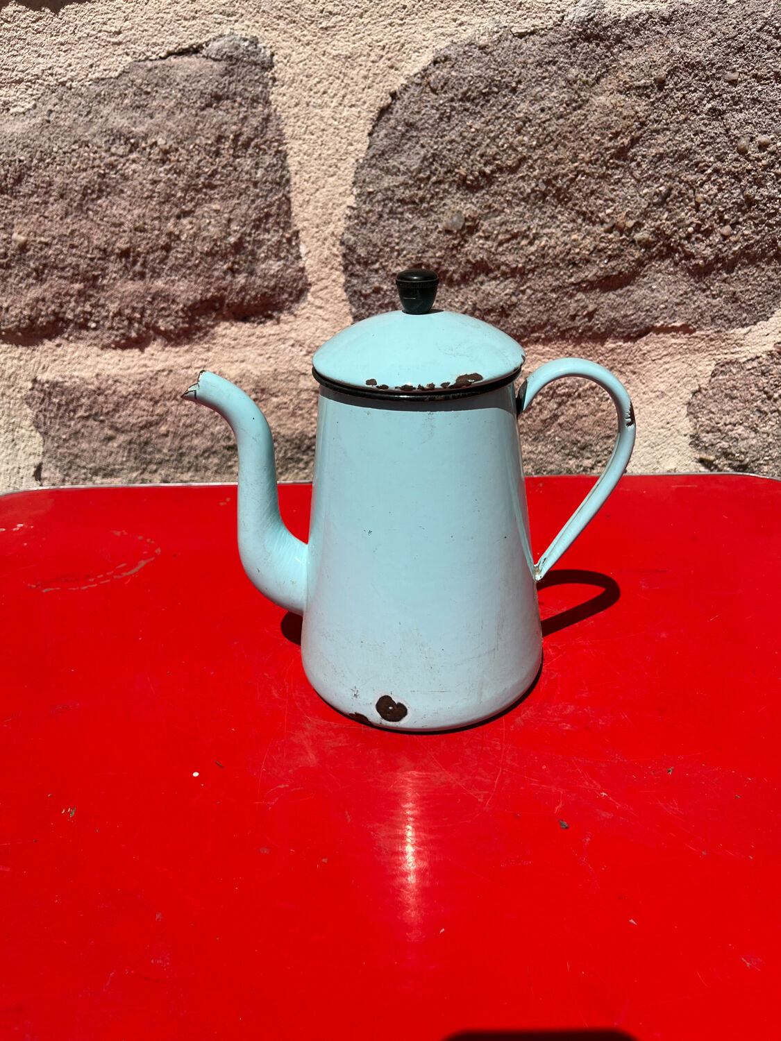 Enamelled coffee maker