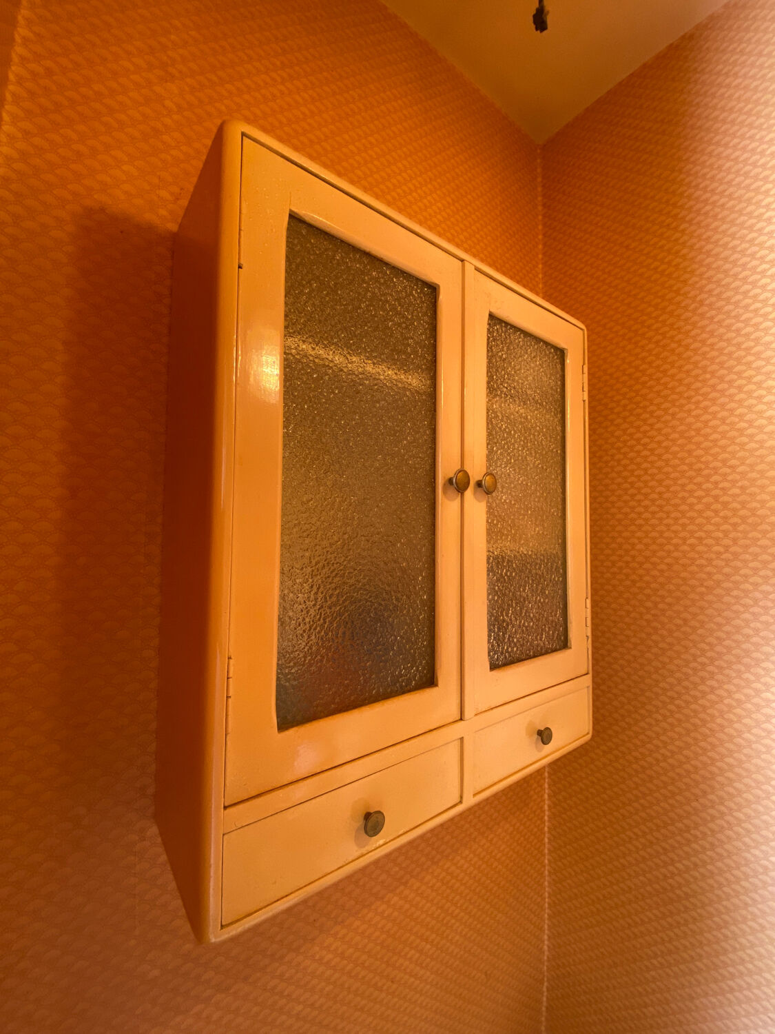 Medicine cabinet