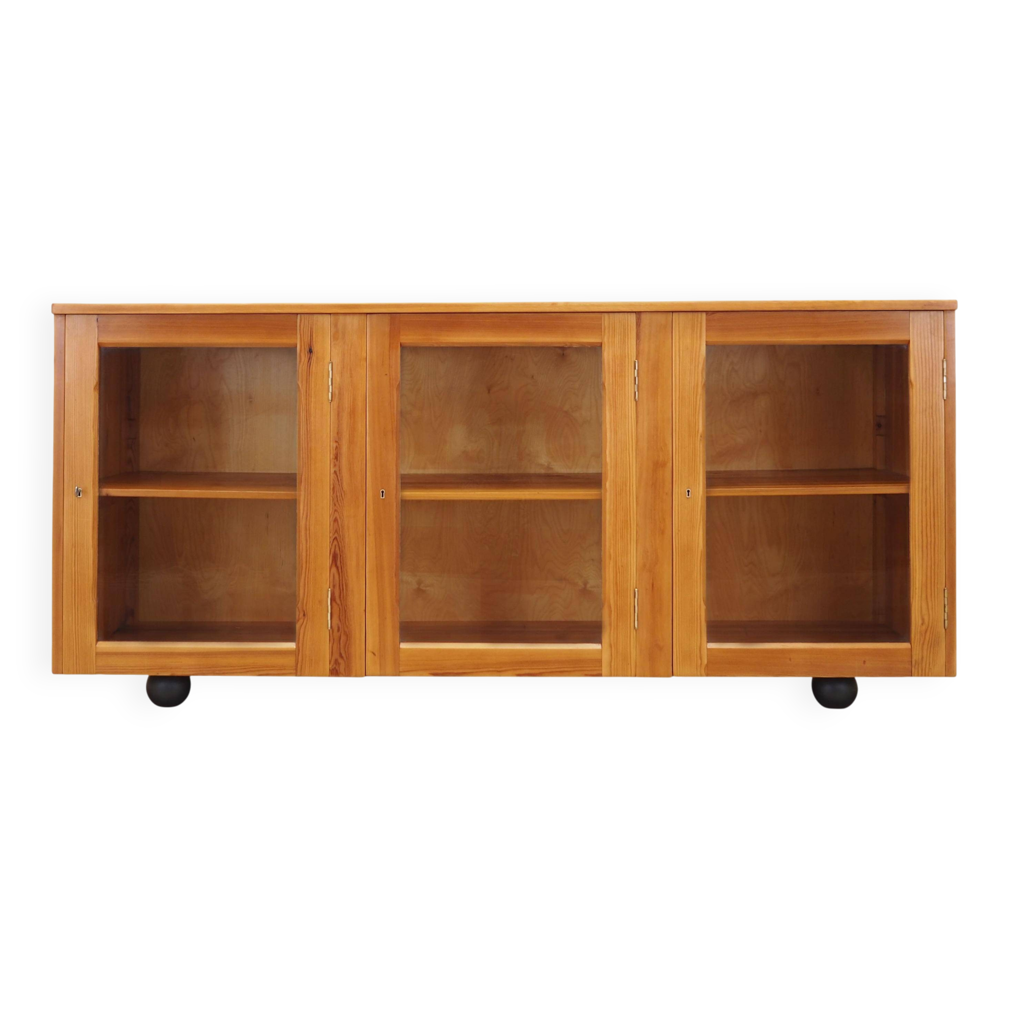 Pine showcase, Danish design, 1980s, production: Denmark