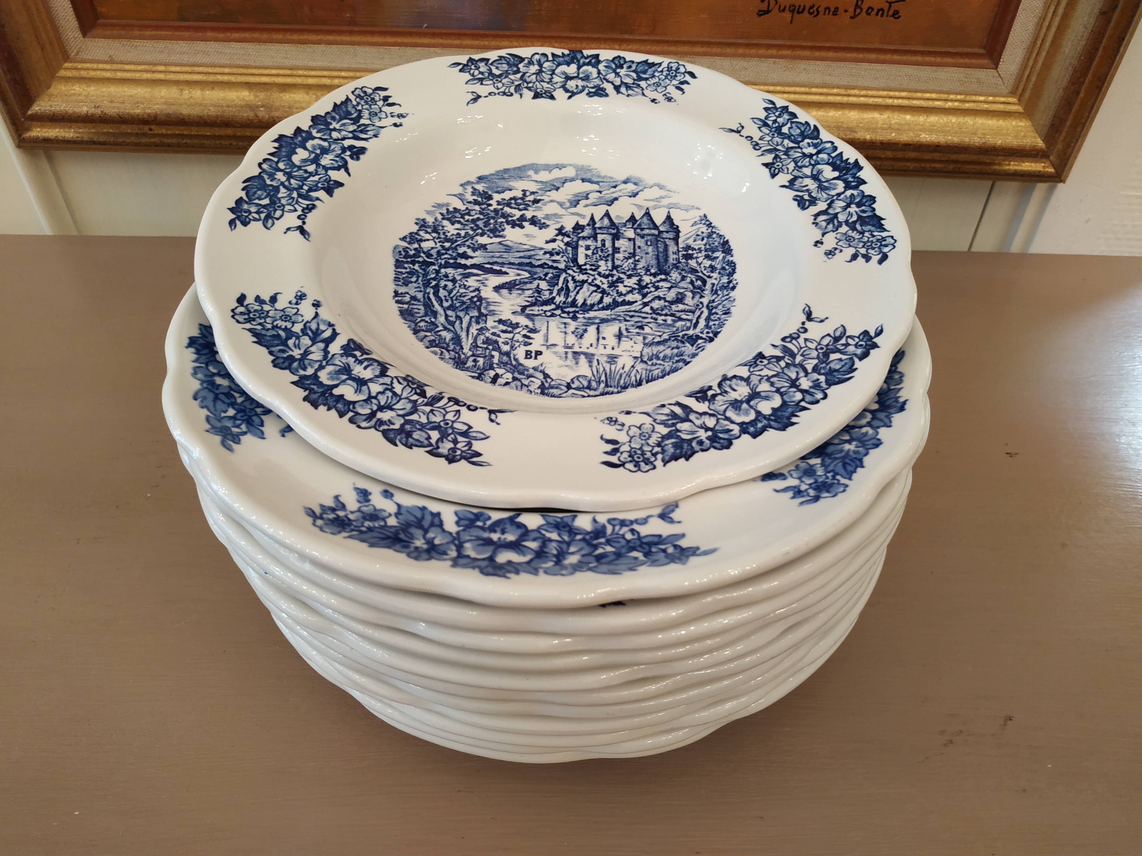 12 english style hollow plates