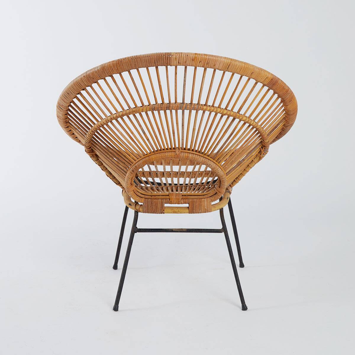 Fauteuil Corolle en rotin - 1960