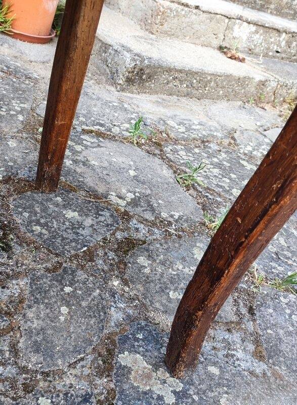Table ancienne avec tiroir