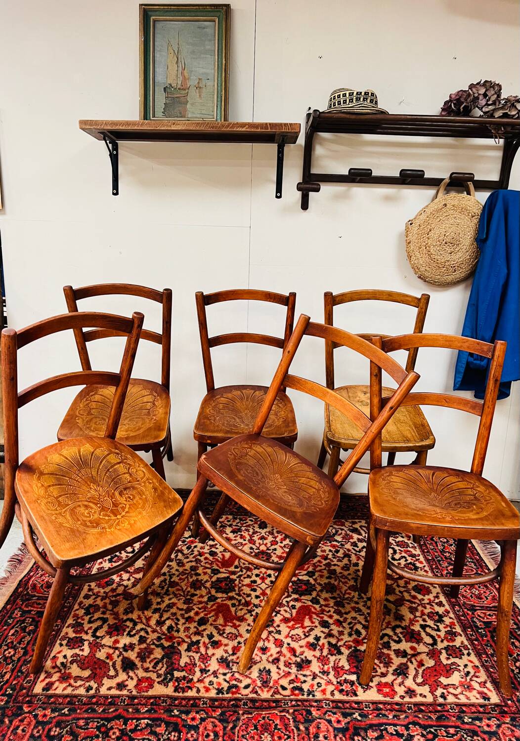 6 anciennes chaises bistrot
