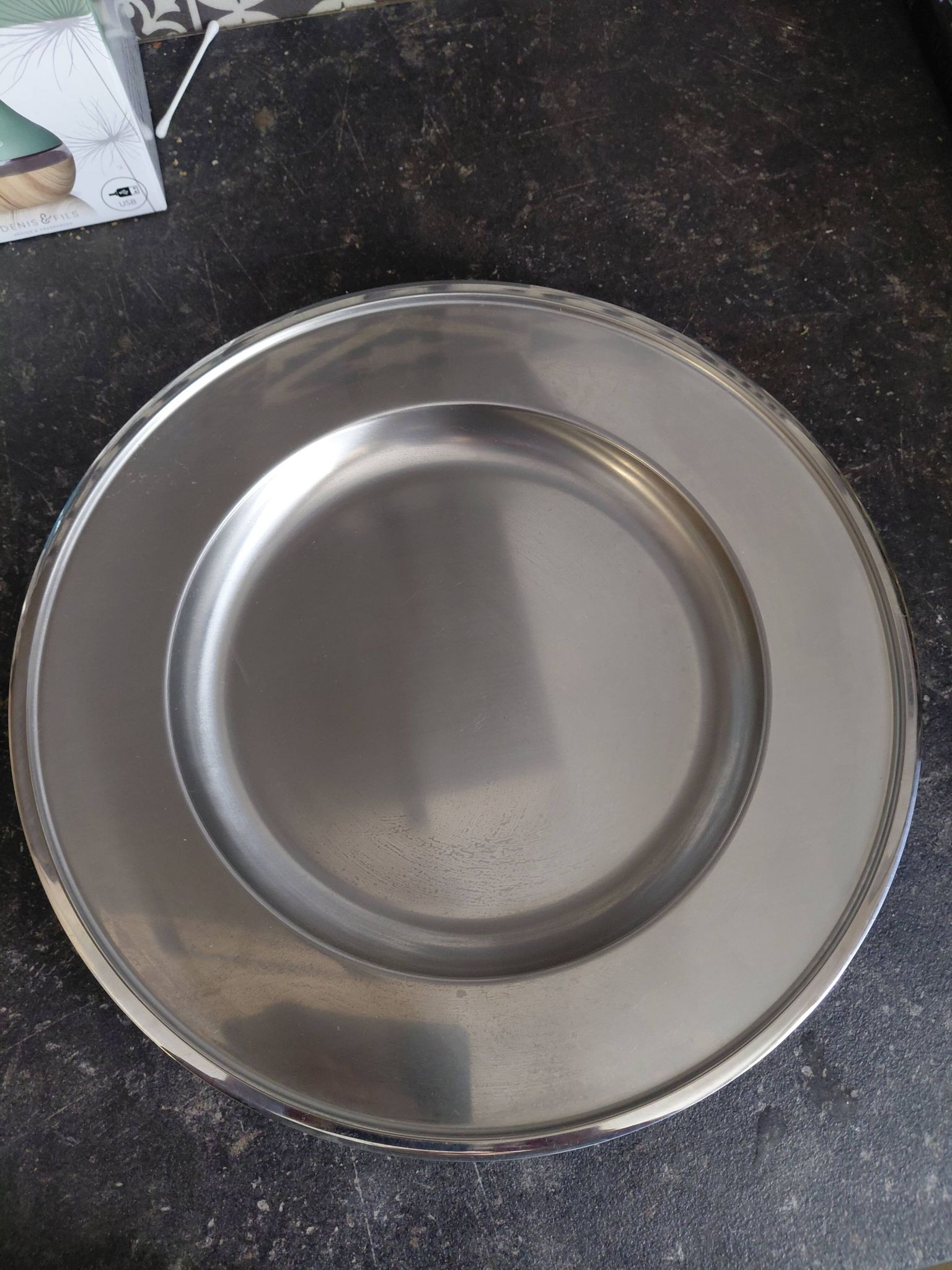 Shallow round plate Jean Couzon