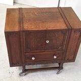 Oak rolling bar