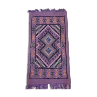 Kilim violet berbère fait à la main 51x94cm