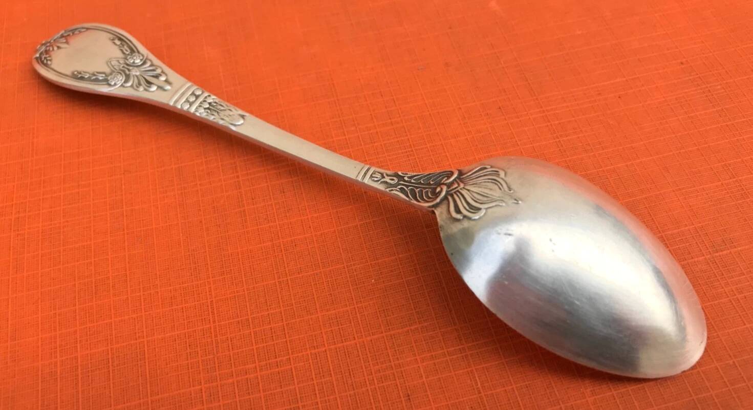 Antique dessert spoon by Orfèvre Cailar Bayard, Empire model.