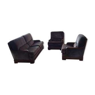 Sofa and 2 armchairs