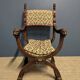 Paire de fauteuils style Renaissance en noyer