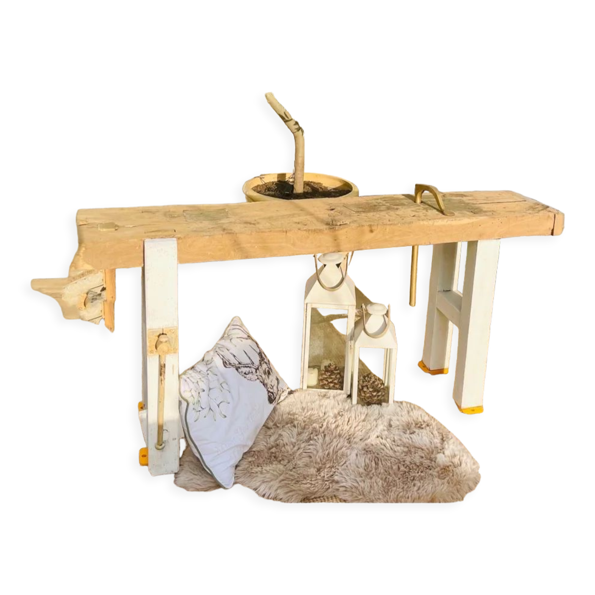 White and gold establishment