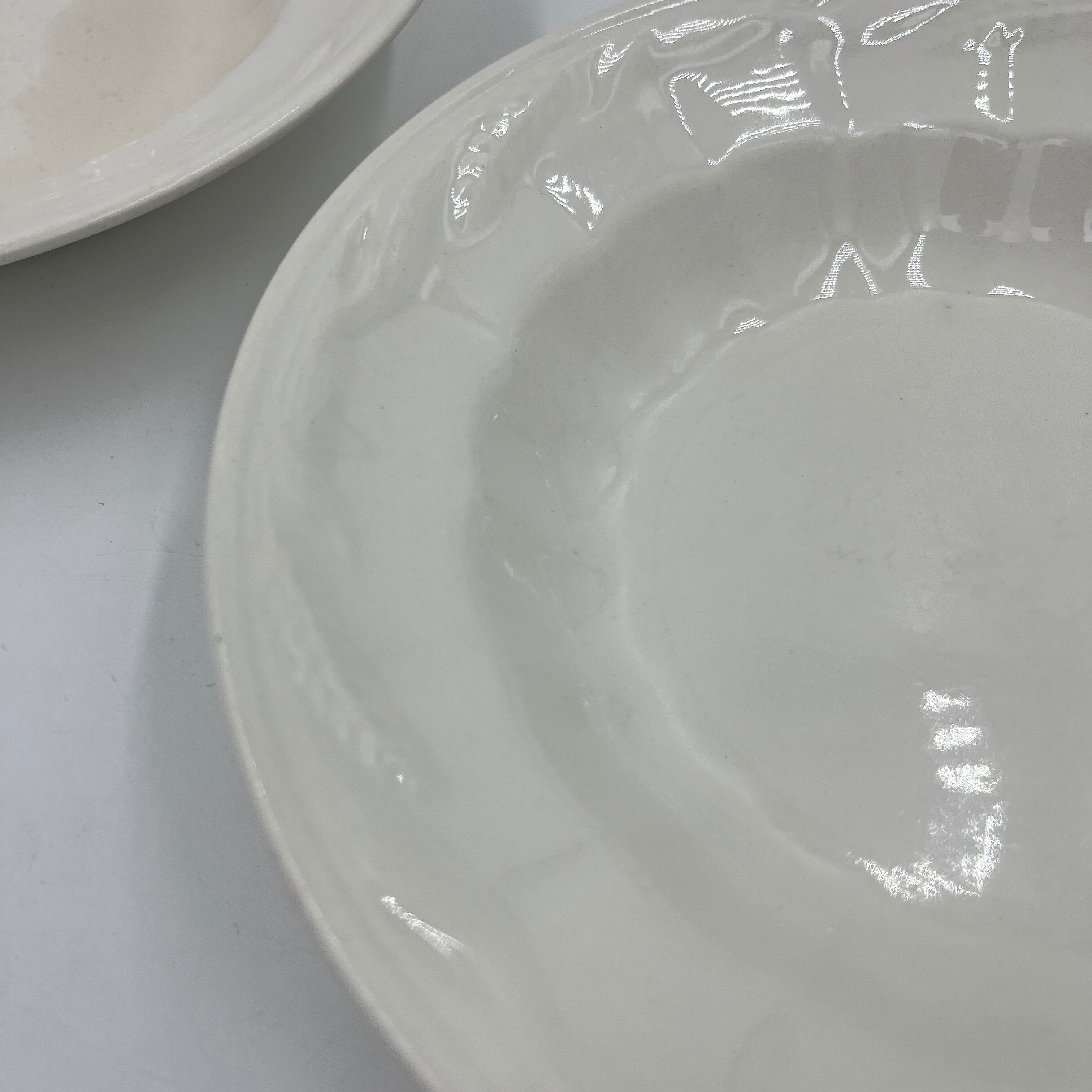 Boch Frères white plate duo