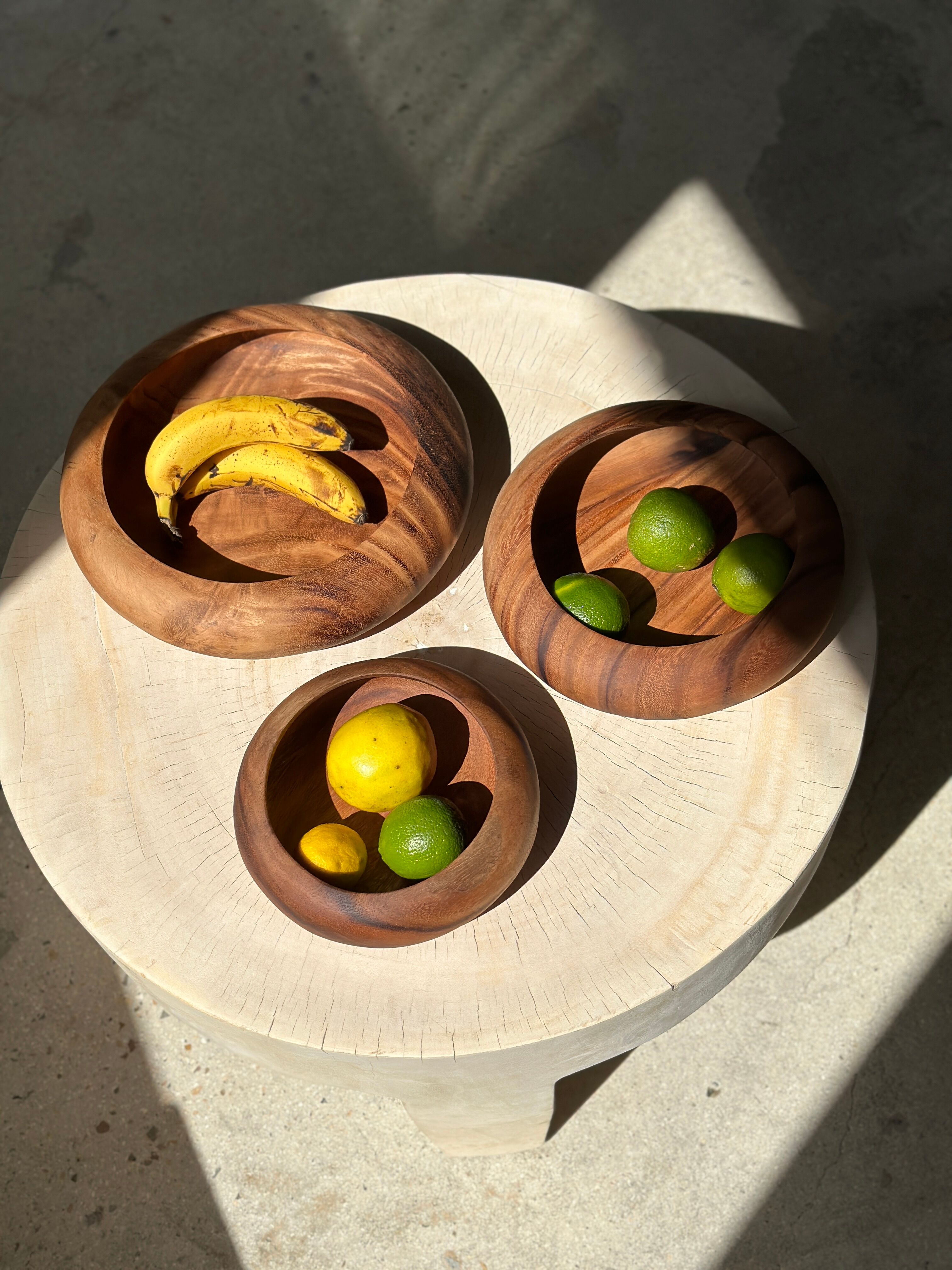 Bowl or monoxyl teak cut d:25.5