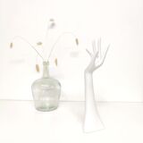 Hand ring holder jewelry in white resin