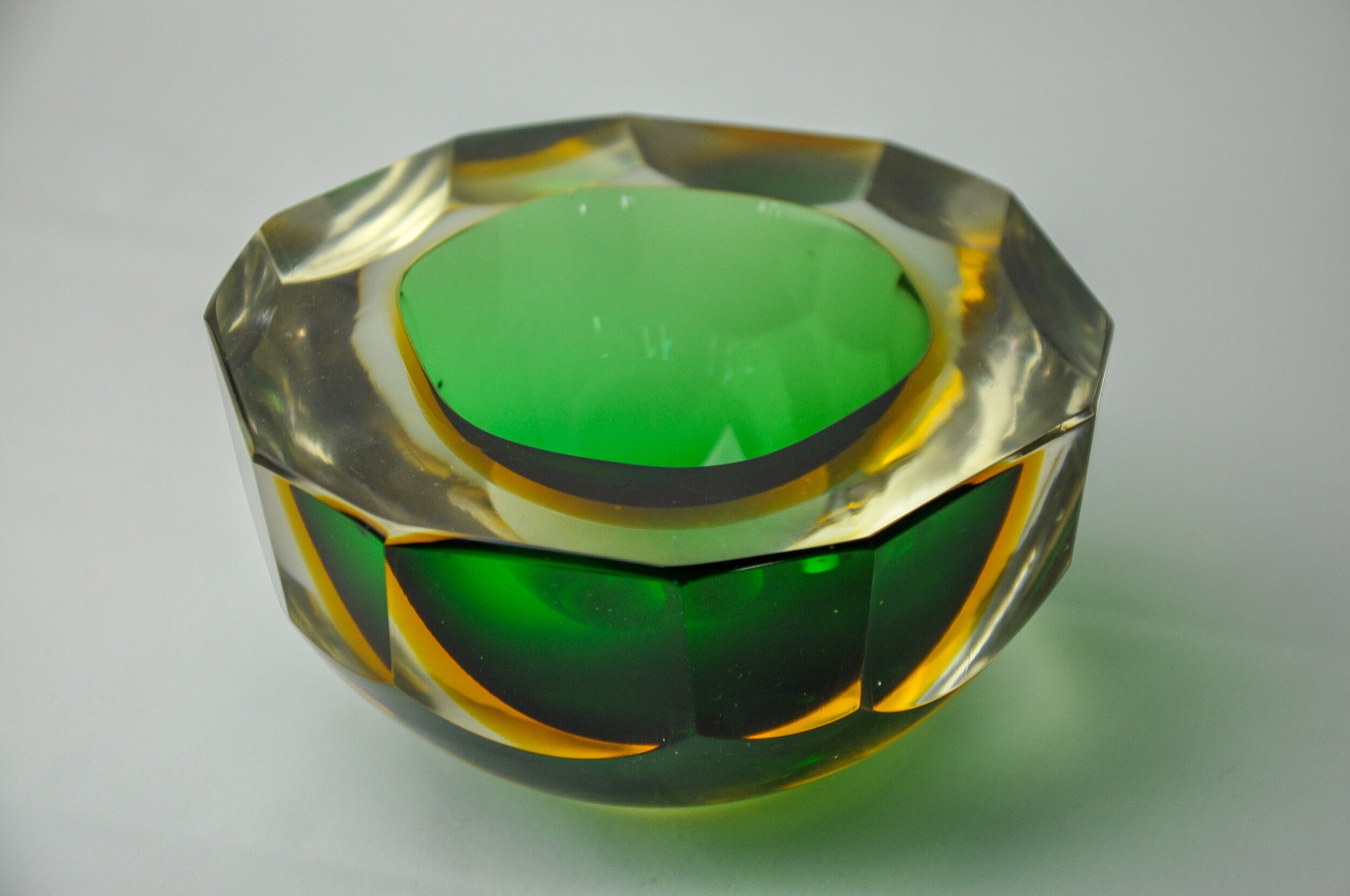 Vide poche sommerso vert et jaune par seguso, verre de murano, italie, 1970