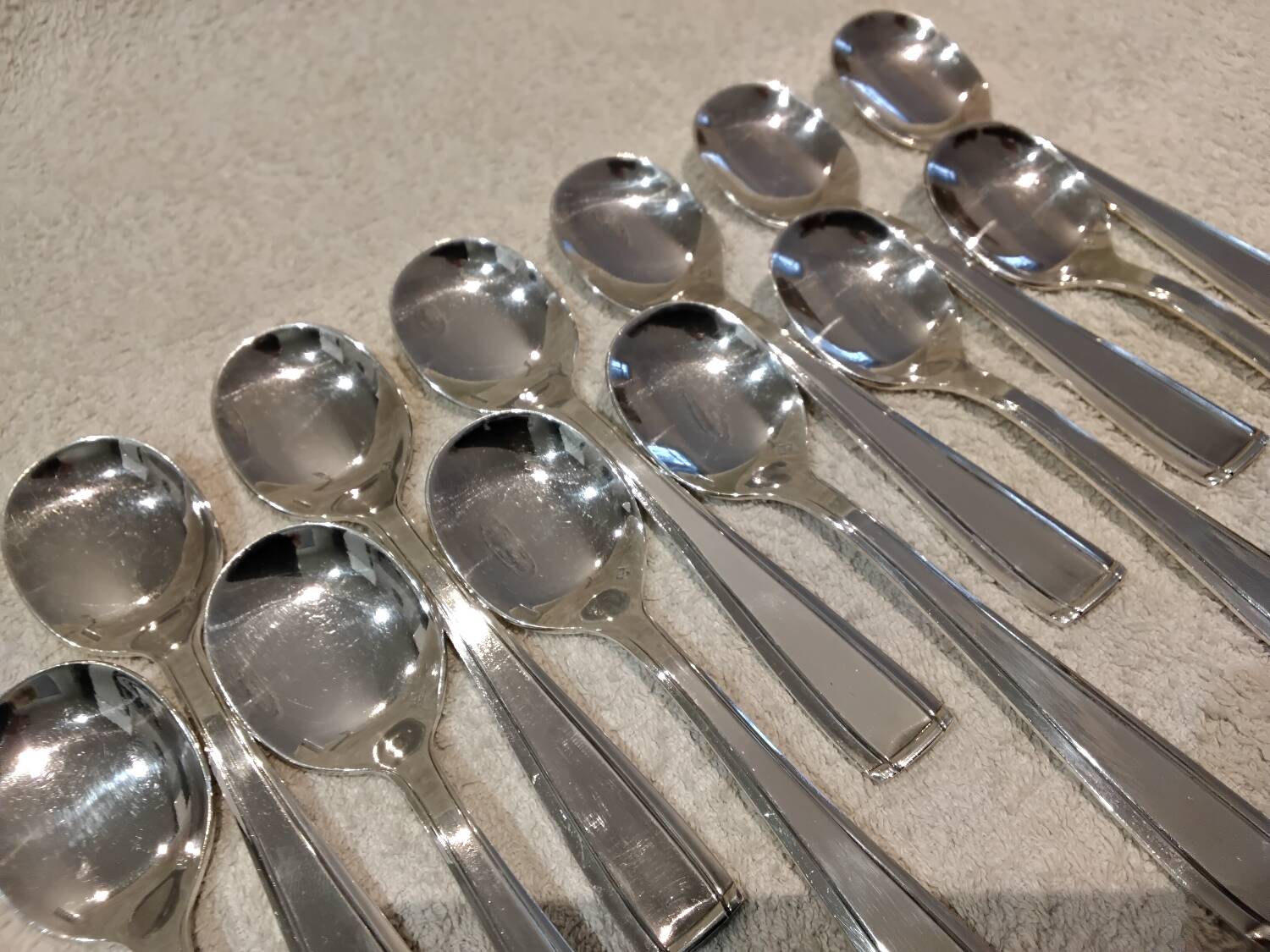 12 silver-plated ice cream scoops, goldsmith Frionnet, art deco style