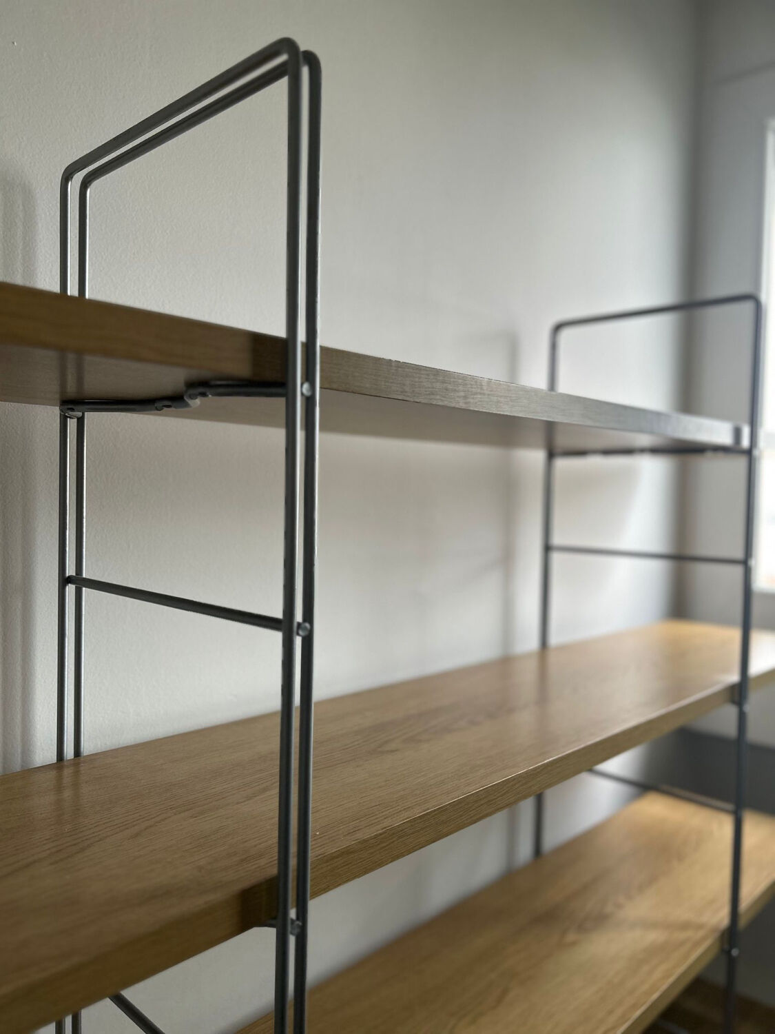 Étagère Ikea Enetri par Niels Gammegaard