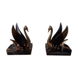 Swan book ends