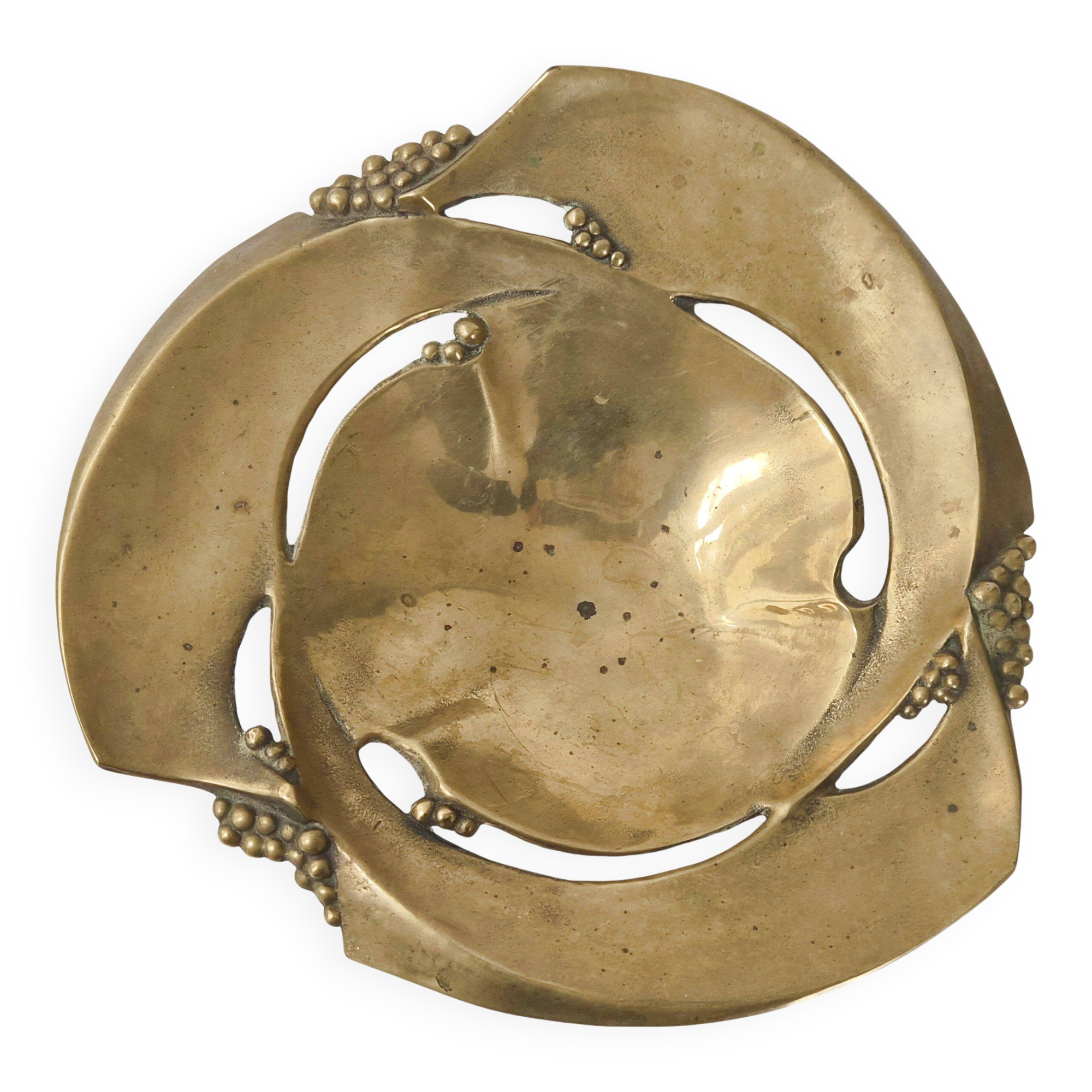 Vintage solid bronze fruit bowl from the 1970s.