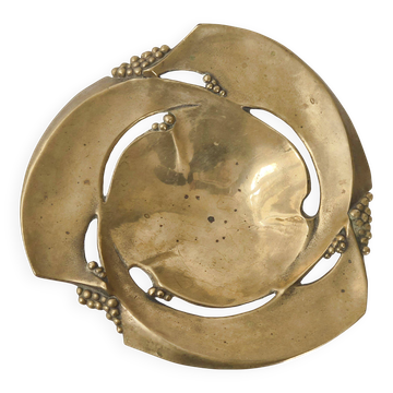Vintage solid bronze fruit bowl from the 1970s.