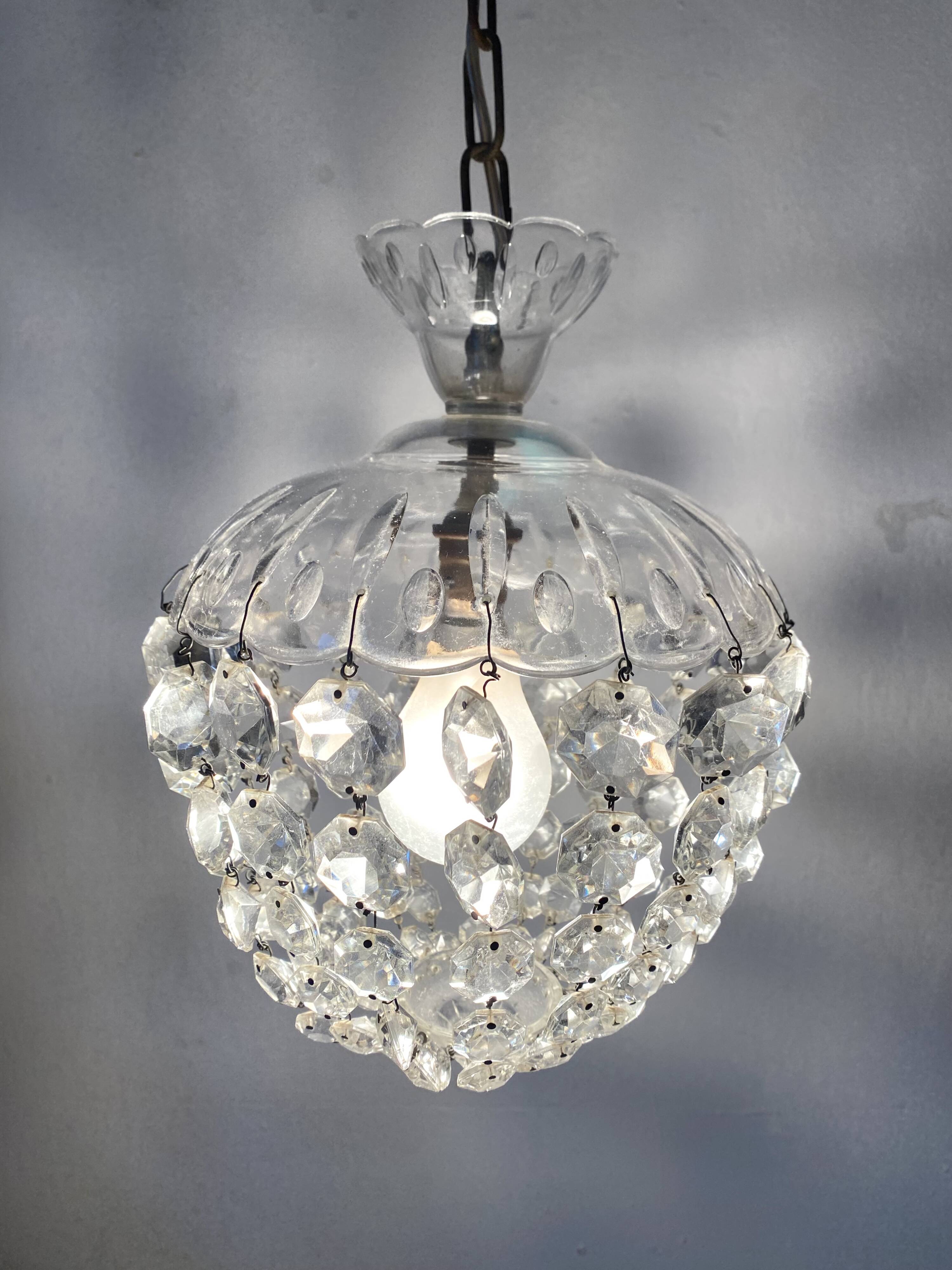Basket tassel suspension or tassel ceiling light