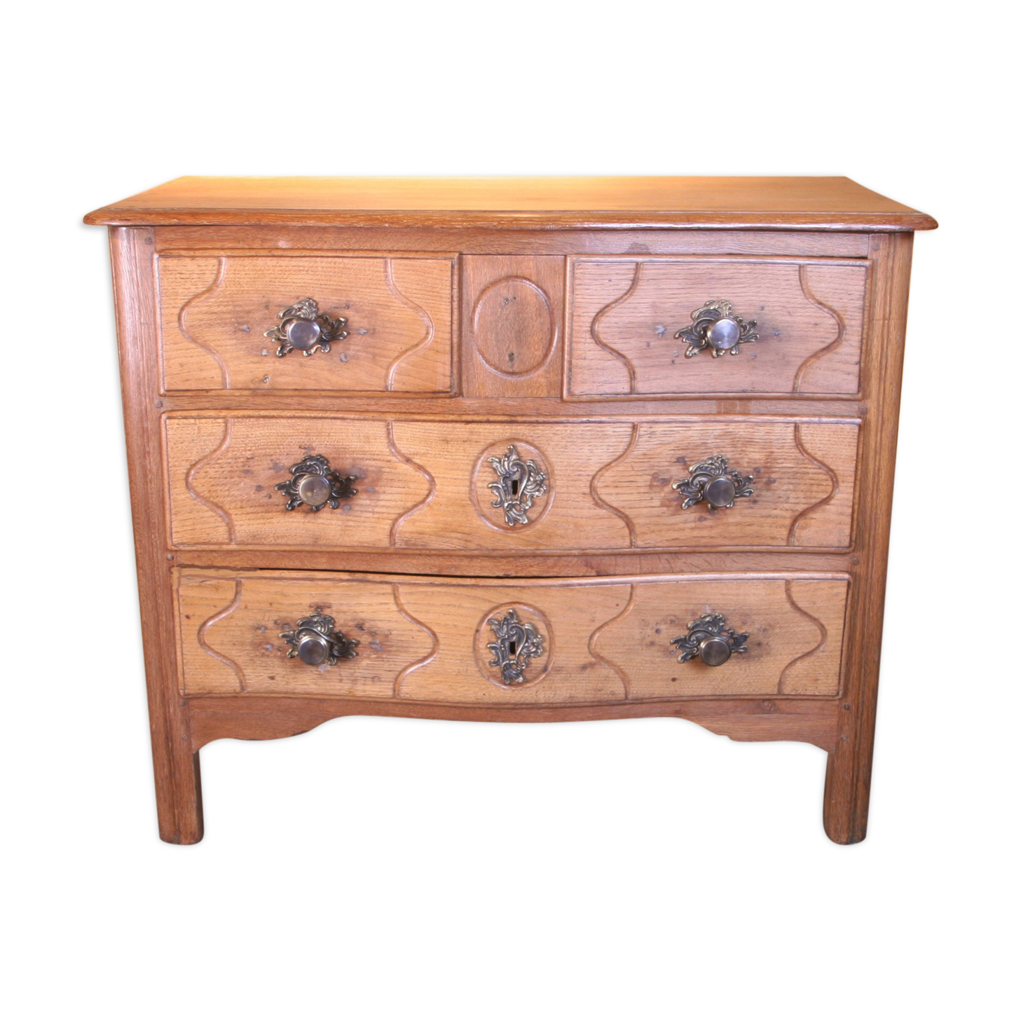 18th-century dresser